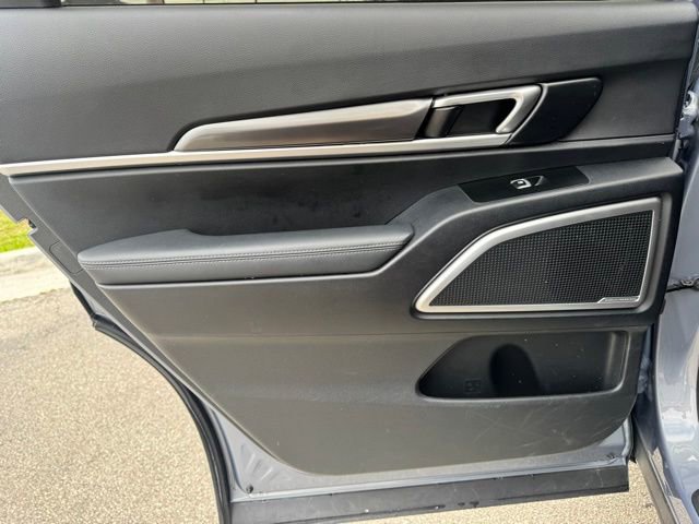 Certified 2024 Kia Telluride S w/ S Sunroof Package image 11