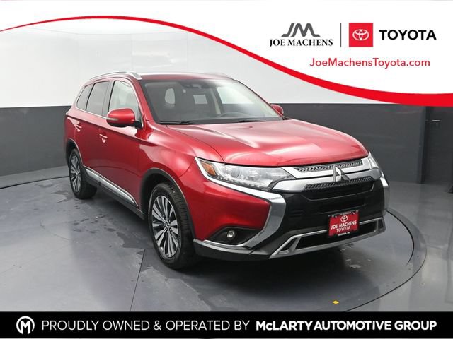 Used 2020 Mitsubishi Outlander SE AWD/4WD image 1
