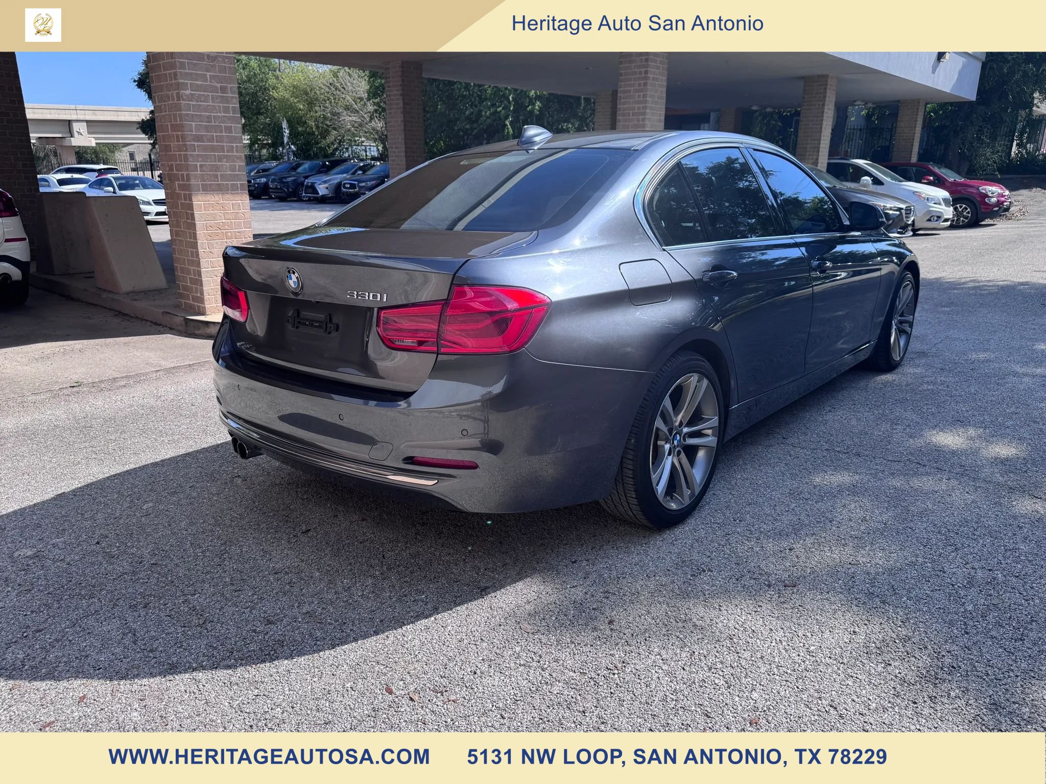 Used 2017 BMW 330i Sedan RWD image 5