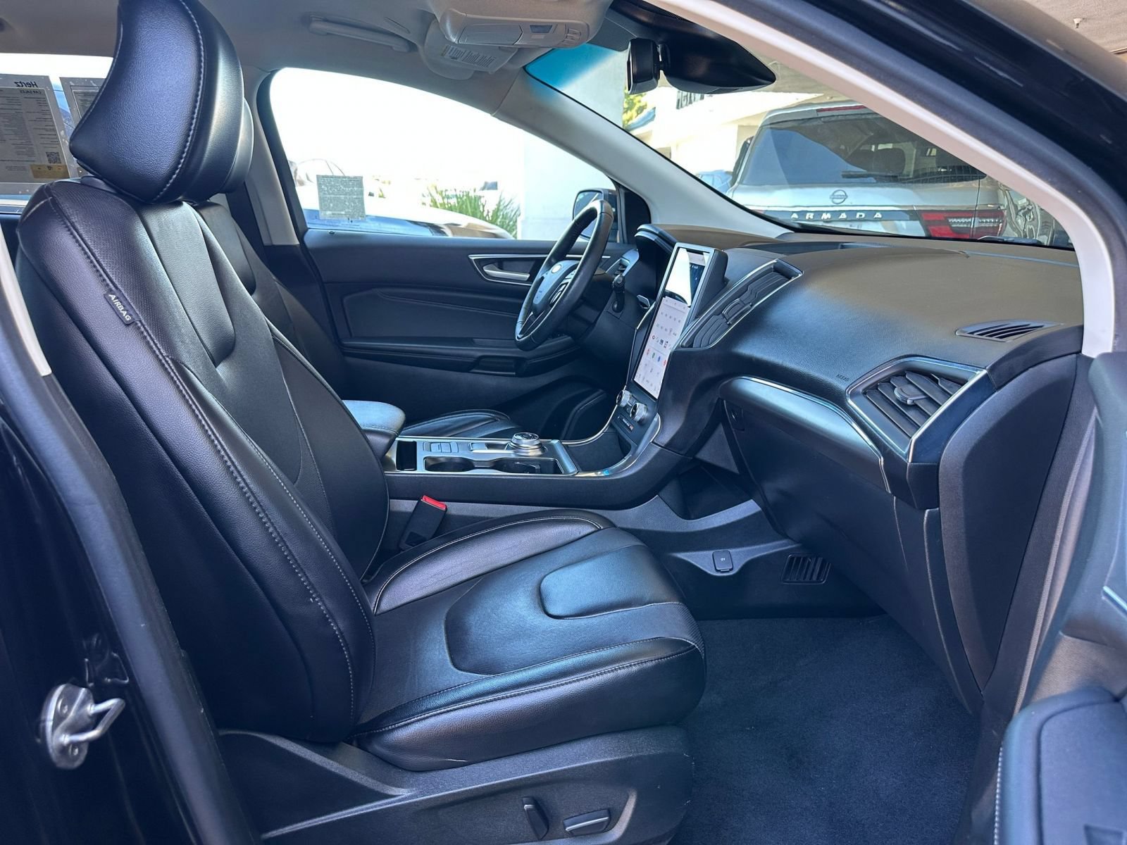 Used 2022 Ford Edge Titanium w/ Equipment Group 301A AWD/4WD image 39