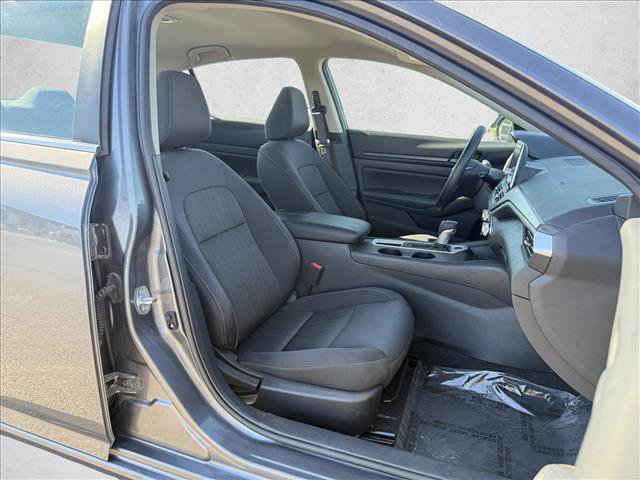 Used 2026 Nissan Altima 2.5 SV FWD image 13
