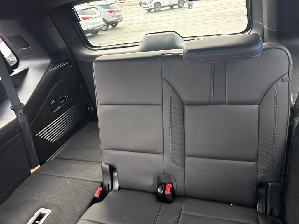 Used 2022 Chevrolet Tahoe RST w/ Luxury Package image 33
