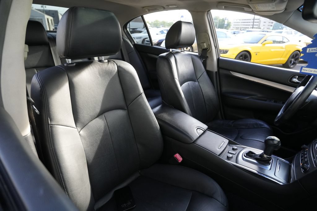Used 2015 INFINITI Q40 AWD w/ Navigation Package image 27