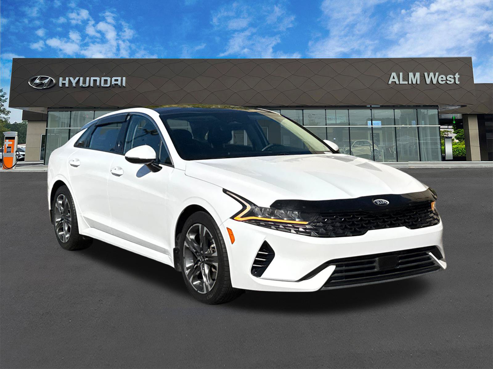 Used 2021 Kia K5 EX FWD image 3