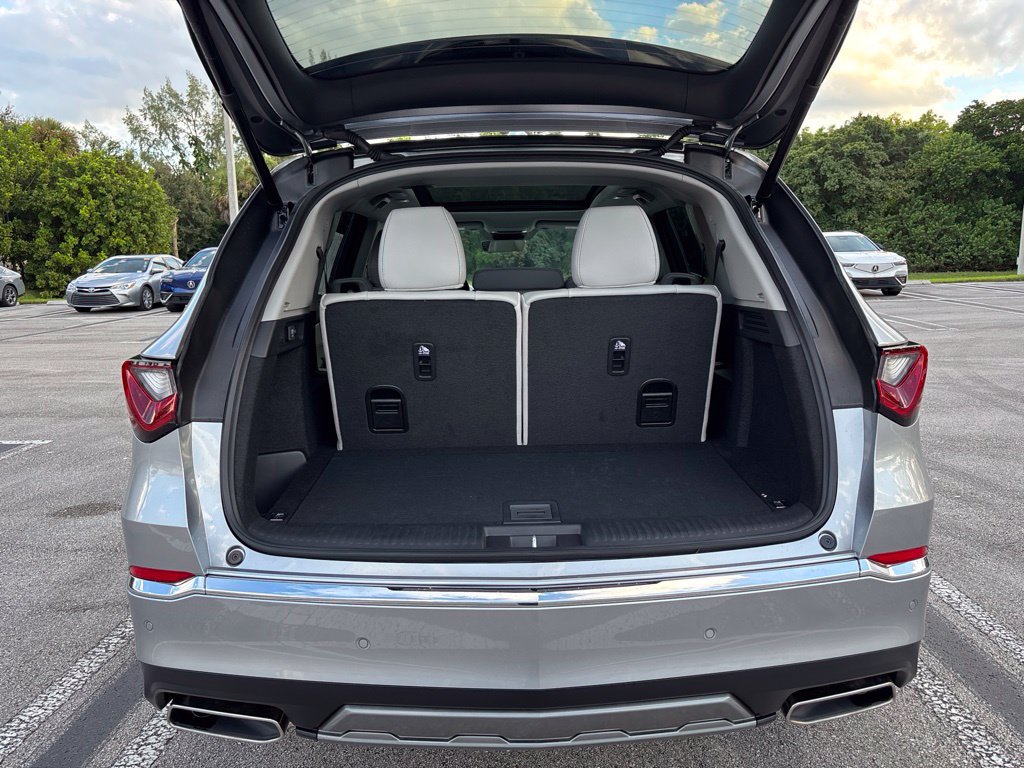 New 2026 Acura MDX w/ Technology Package FWD image 28