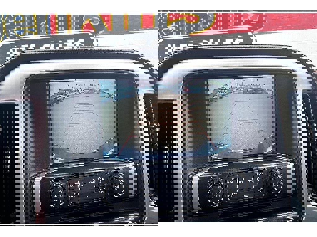 Used 2018 GMC Sierra 1500 SLT image 24