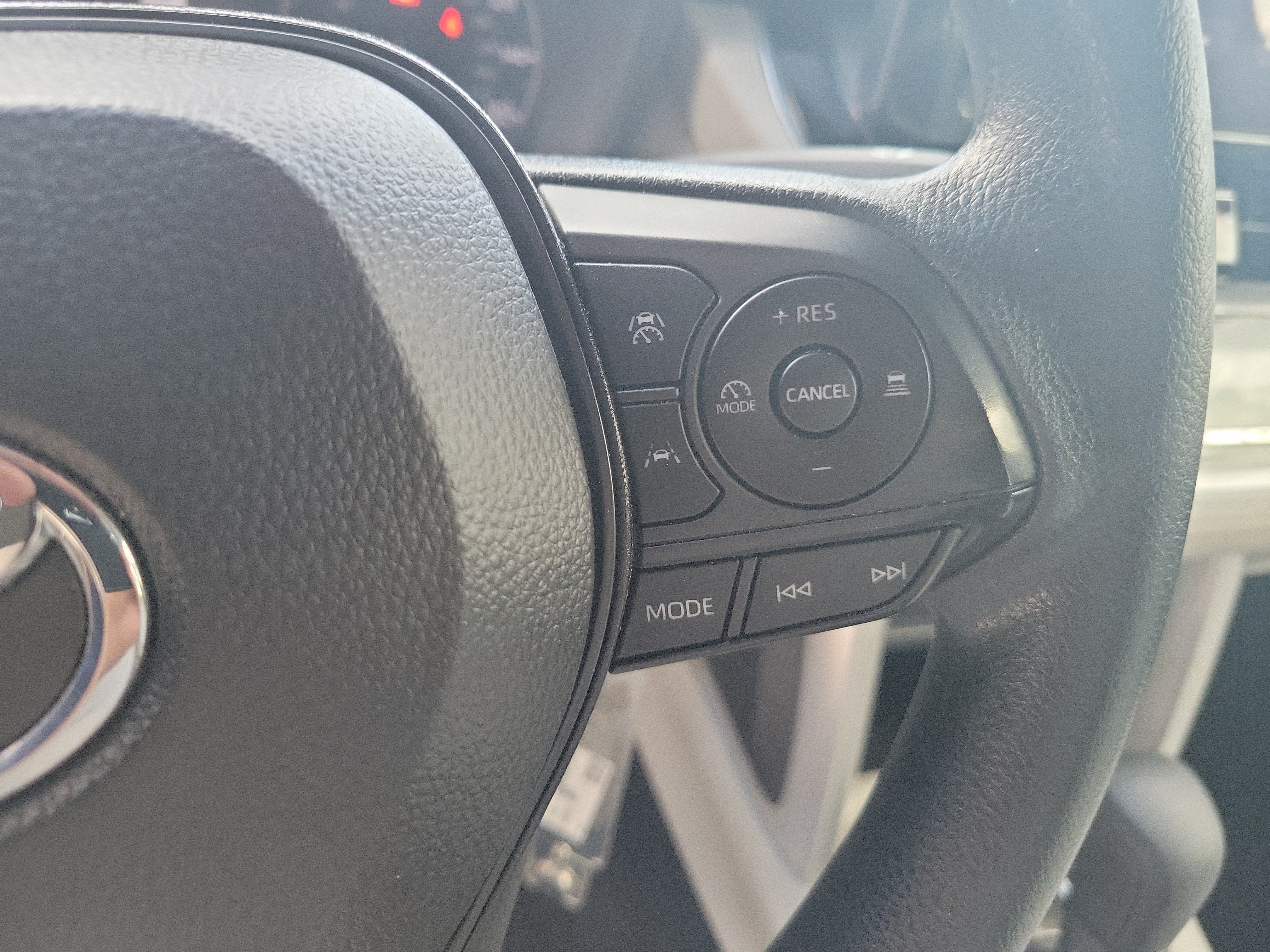 Certified 2024 Toyota Corolla Cross L FWD image 26