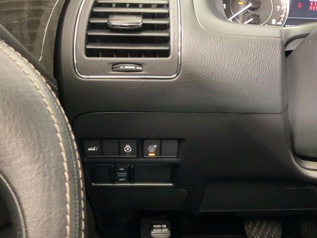 Used 2023 Nissan Armada Platinum w/ Captain's Chairs Package AWD/4WD image 25