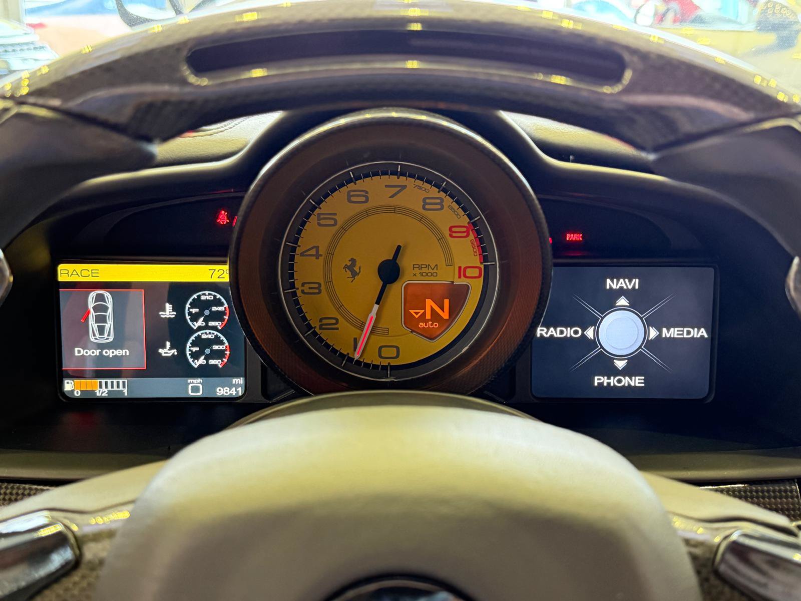 Used 2011 Ferrari 458 Italia Coupe RWD image 42