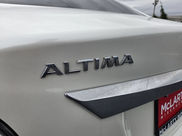 Used 2014 Nissan Altima 2.5 SL w/ Moonroof Package FWD image 14