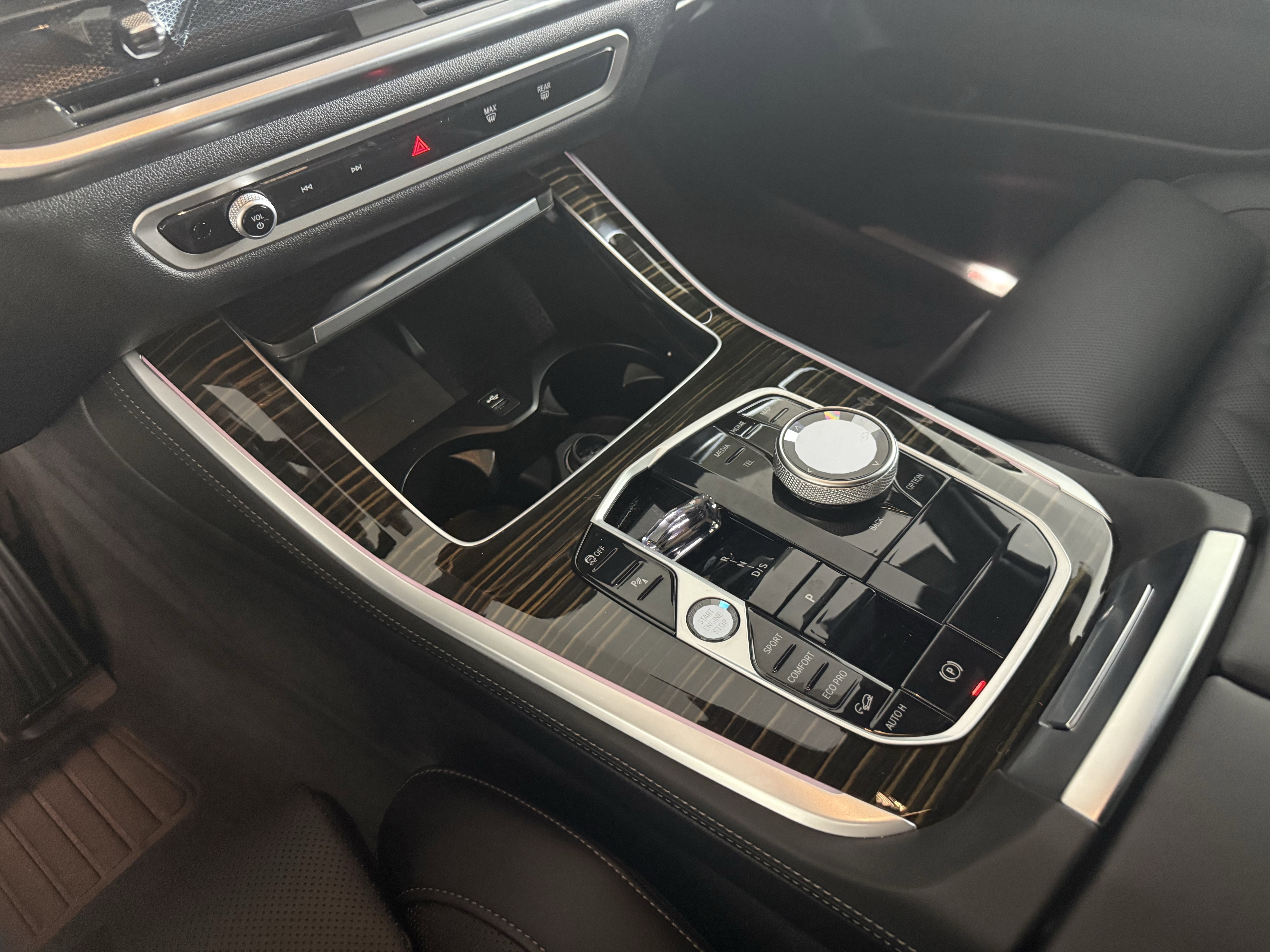 Certified 2025 BMW X5 xDrive40i w/ Executive Package image 13