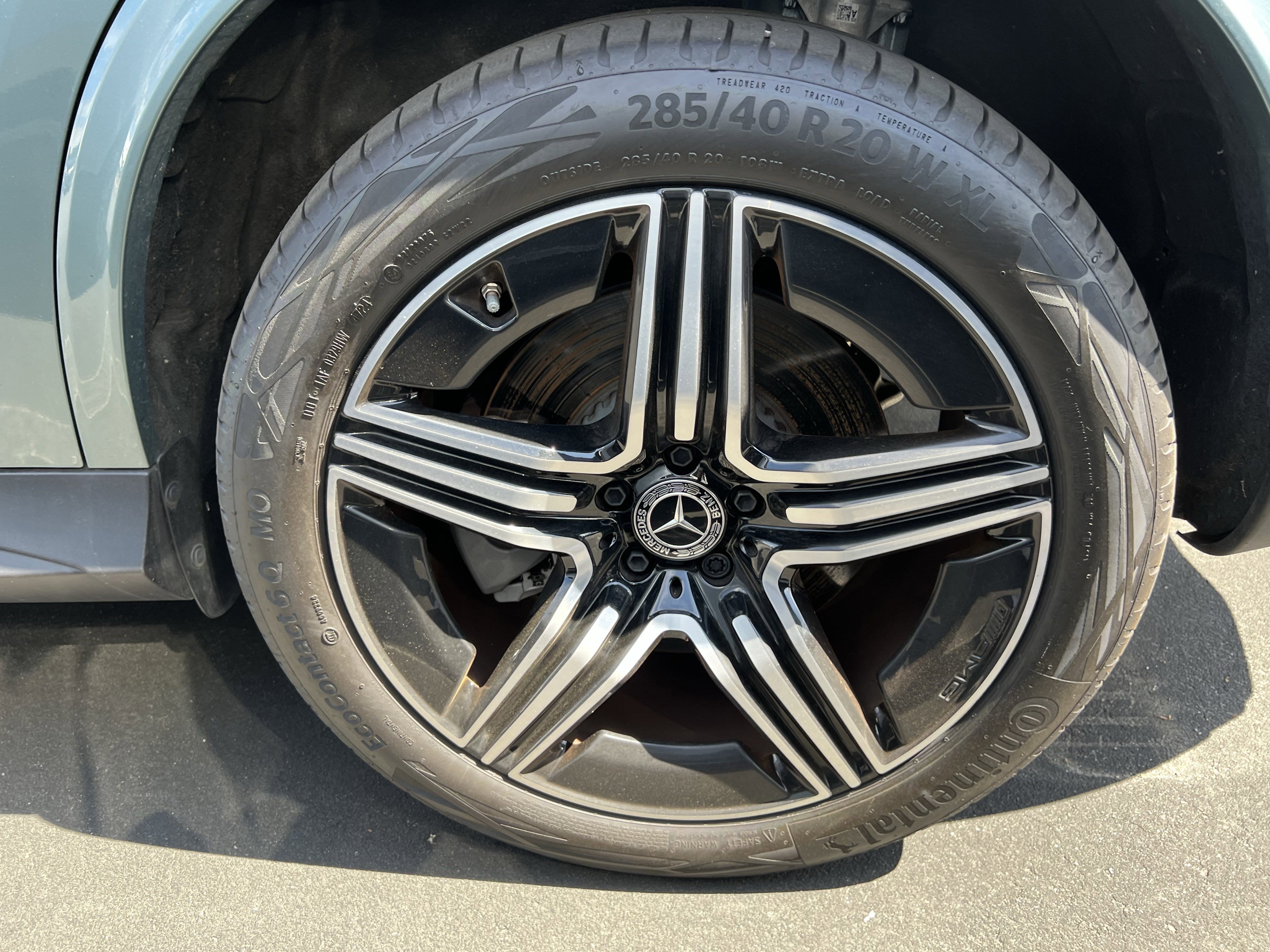 Used 2025 Mercedes-Benz GLC 350e 4MATIC image 13