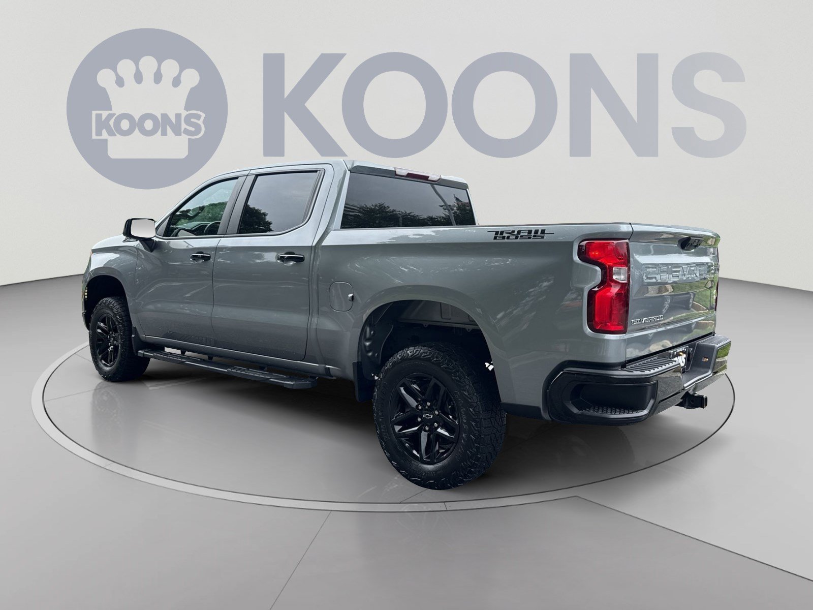 Used 2024 Chevrolet Silverado 1500 LT Trail Boss AWD/4WD image 4