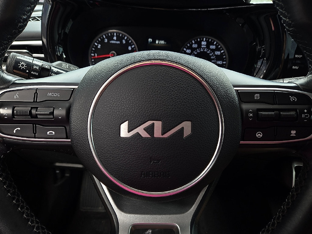 Used 2023 Kia K5 GT-Line w/ GT-Line Premium Package FWD image 19