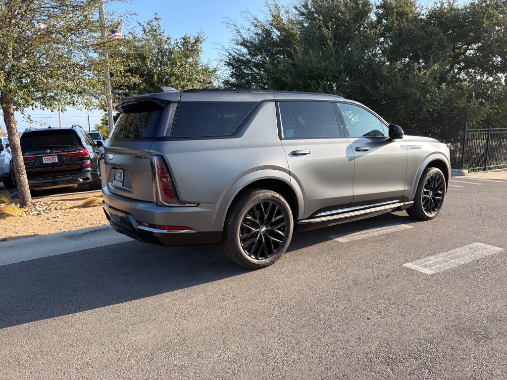 New 2026 Cadillac Escalade IQL Sport 2 w/ LPO, ONYX Package AWD/4WD image 9