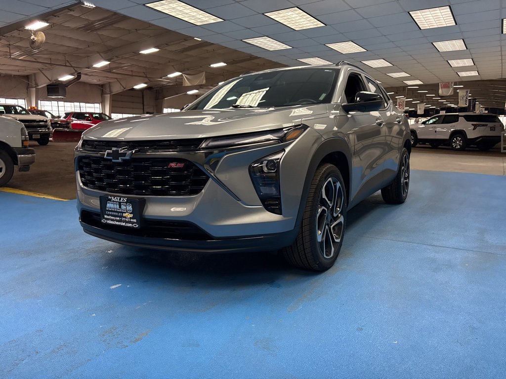 Certified 2025 Chevrolet Trax RS w/ Sunroof Package image 13