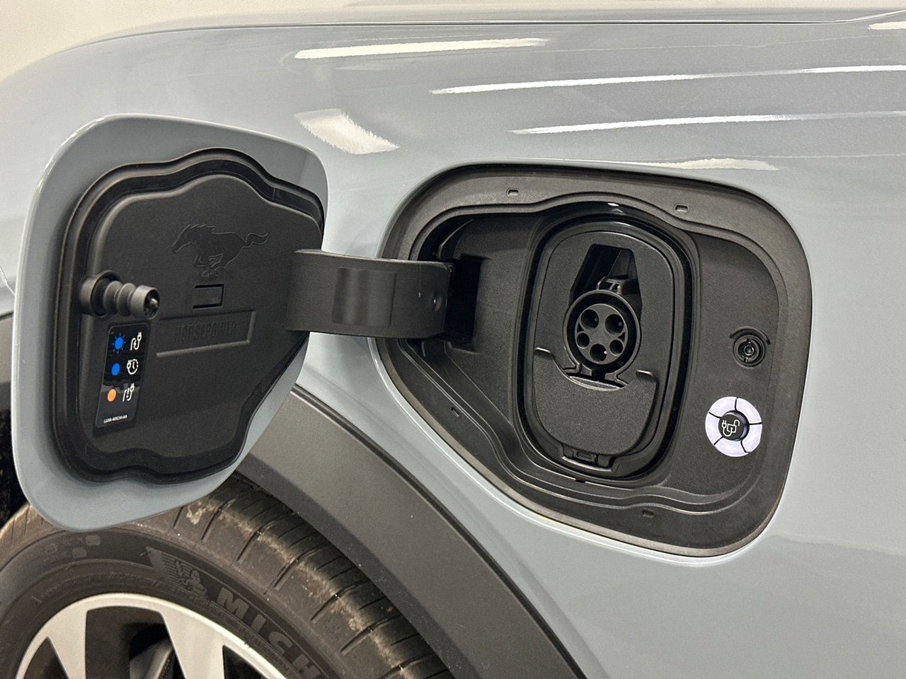 New 2024 Ford Mustang Mach-E Select w/ Comfort Package Lite image 13