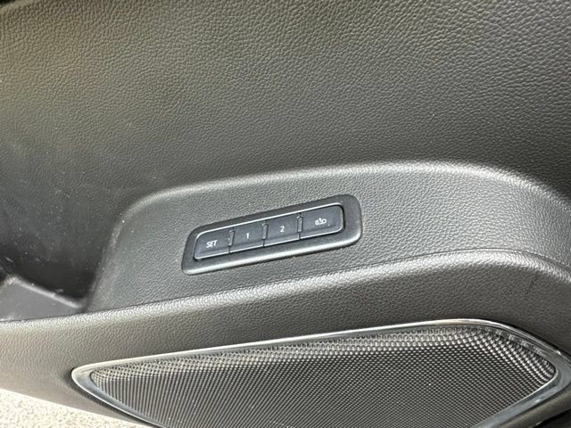 Used 2019 Chevrolet Suburban LT AWD/4WD image 37