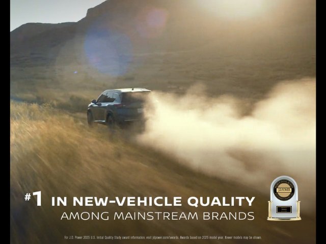 New 2025 Nissan Pathfinder SV image 31