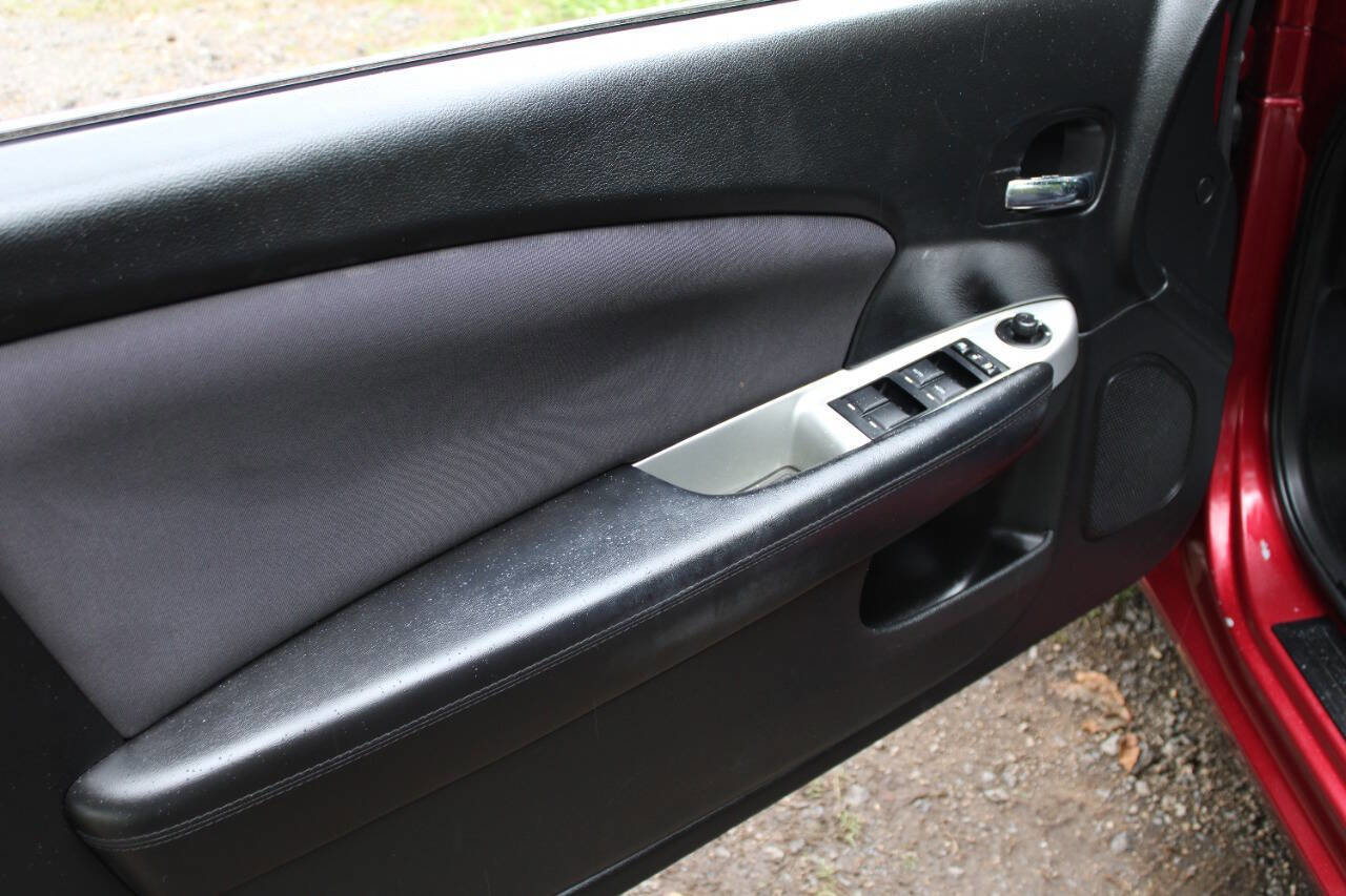 Used 2013 Chrysler 200 Touring image 14