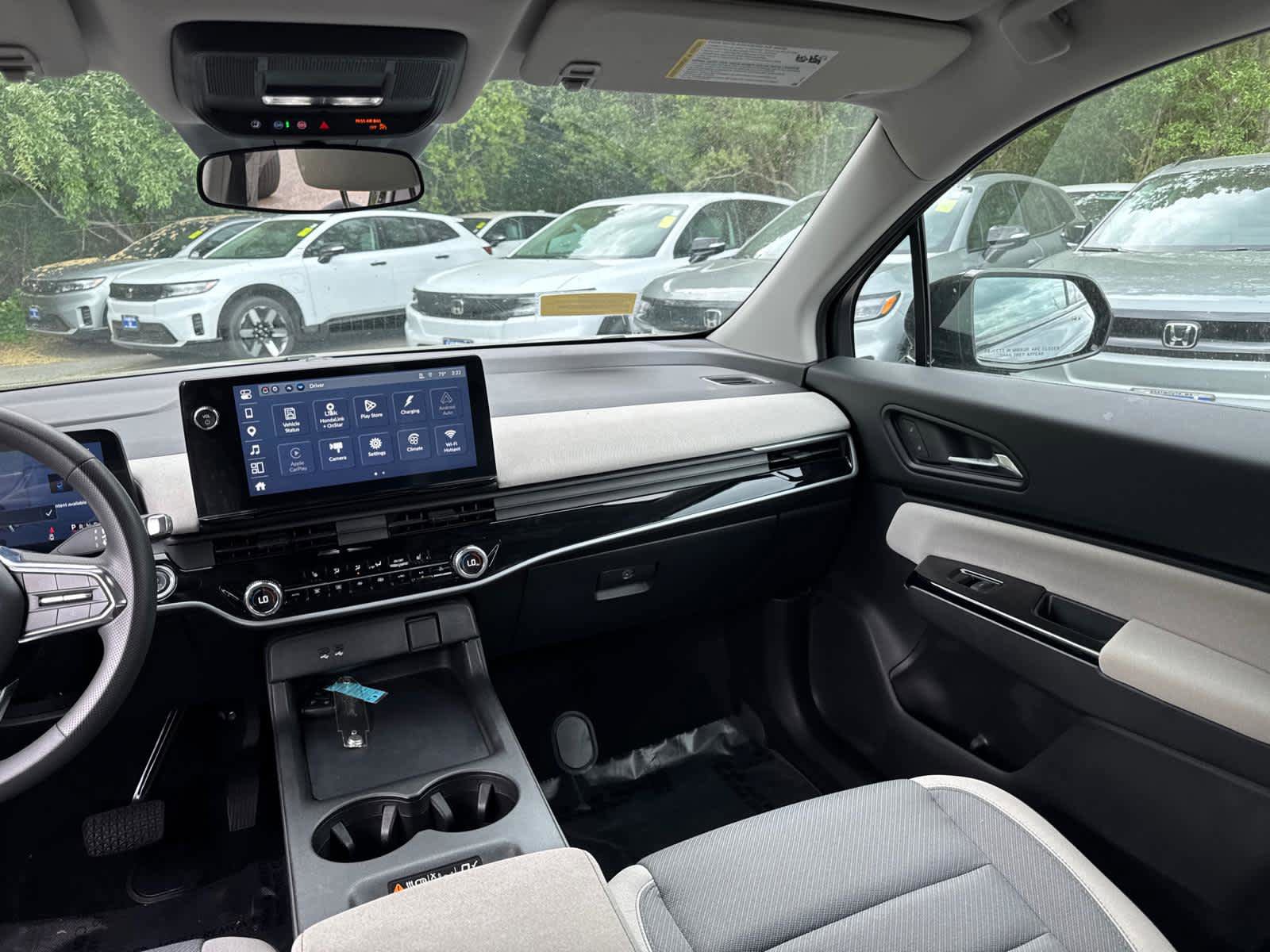 Used 2025 Honda Prologue EX image 32