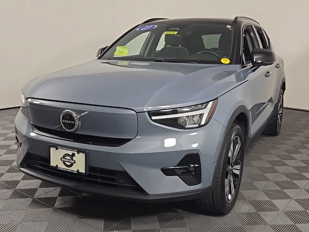 Certified 2023 Volvo XC40 Recharge Plus w/ Protection Package Premier AWD/4WD image 3
