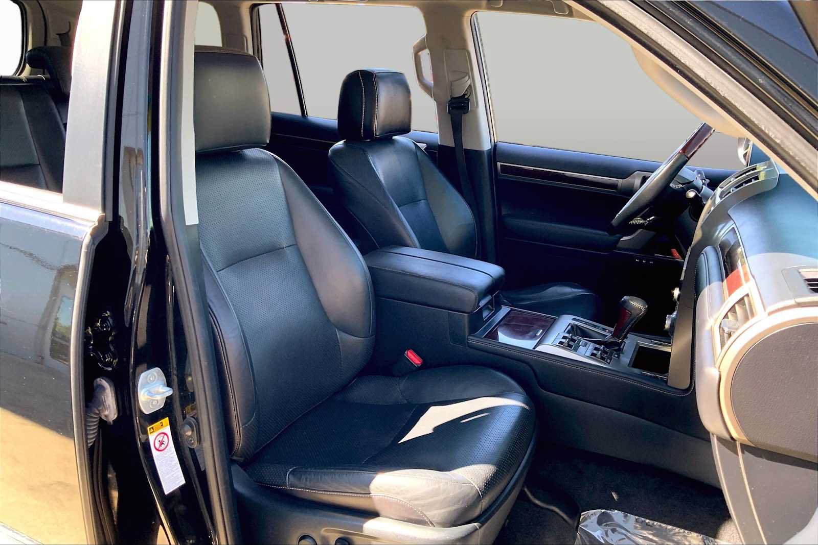 Used 2014 Lexus GX 460 Luxury AWD/4WD image 8