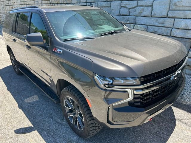 Used 2021 Chevrolet Suburban Z71 AWD/4WD image 7