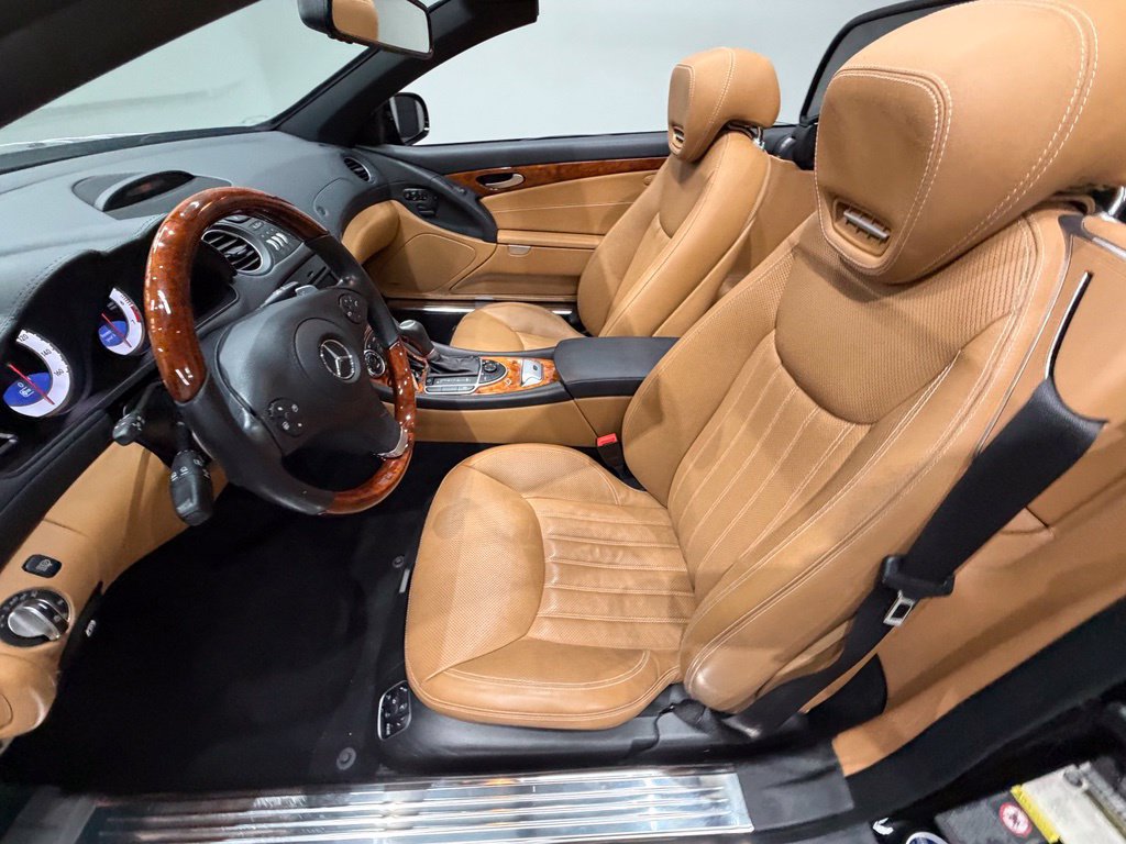 Used 2012 Mercedes-Benz SL 550 image 29