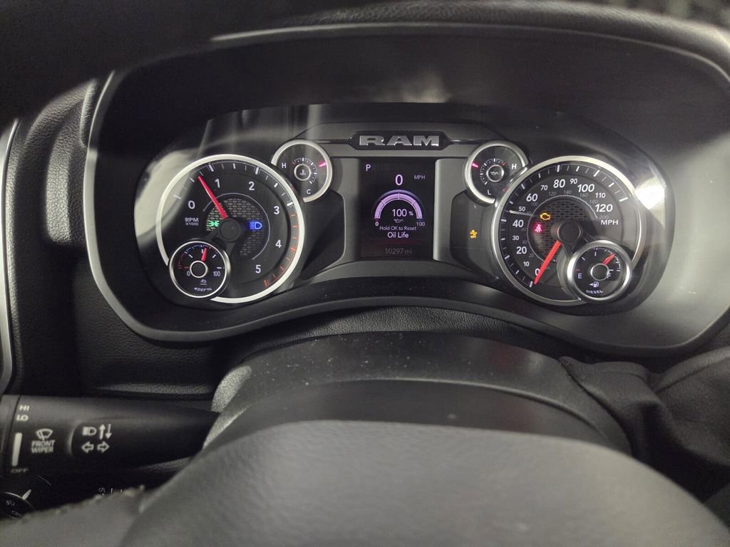 Used 2025 RAM 2500 Big Horn AWD/4WD image 15