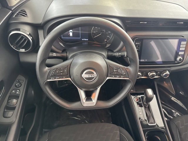 Certified 2023 Nissan Kicks SV image 23