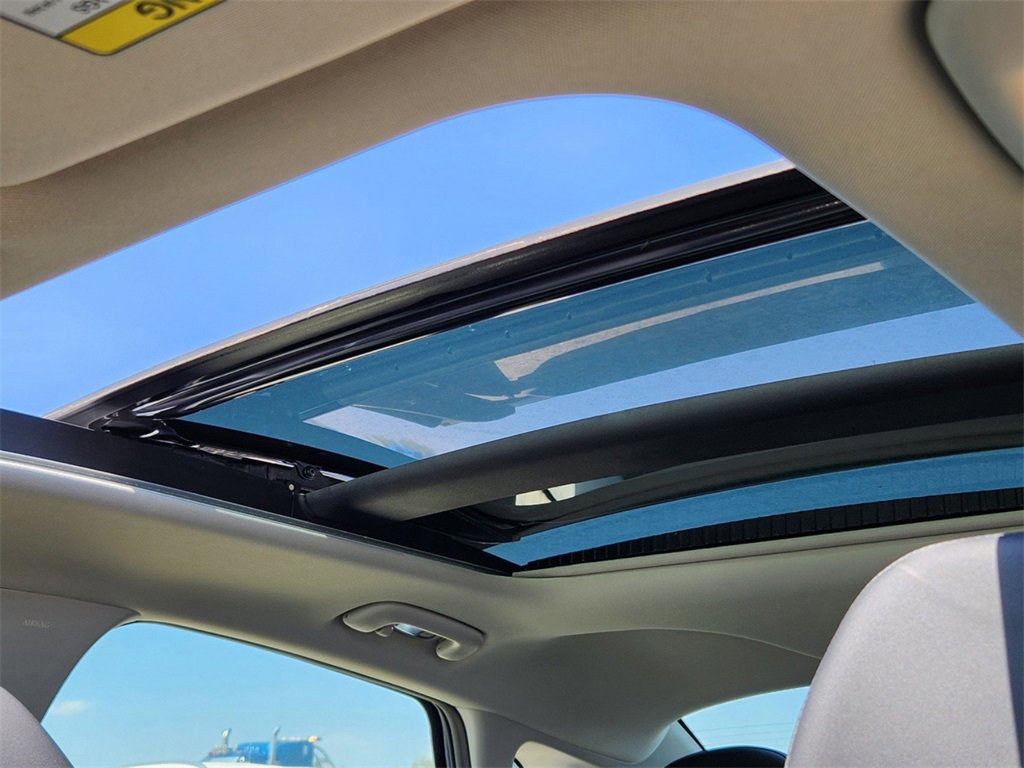 New 2025 Kia K5 EX image 16