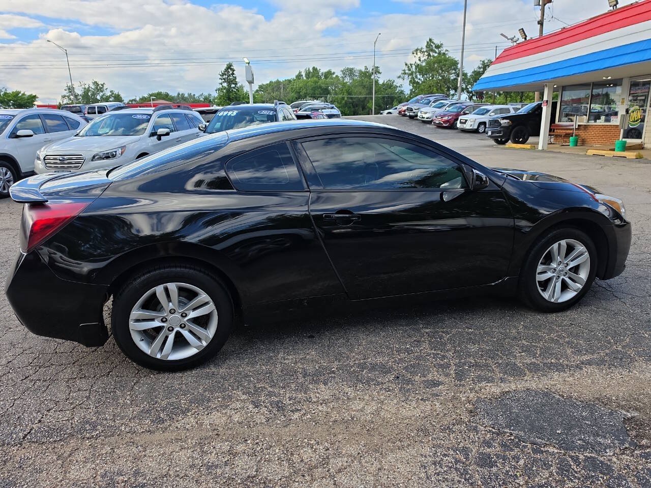 Used 2011 Nissan Altima 2.5 S w/ Convenience Pkg FWD image 7