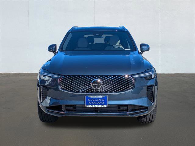 New 2026 Volvo XC90 T8 Plus w/ Protection Package Premier image 4