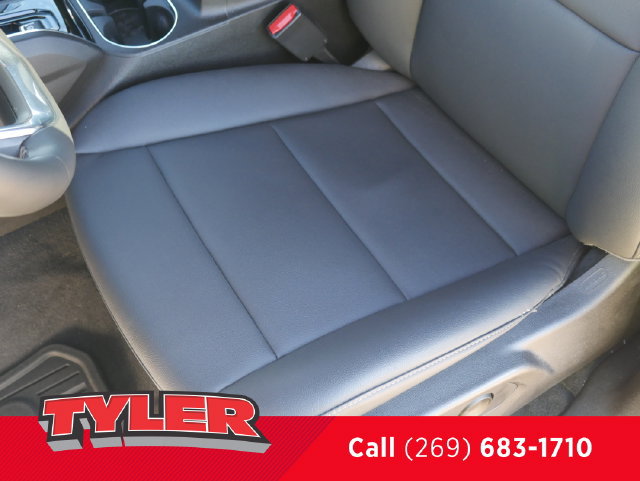 Used 2024 GMC Canyon Elevation w/ Elevation Premium Package AWD/4WD image 35