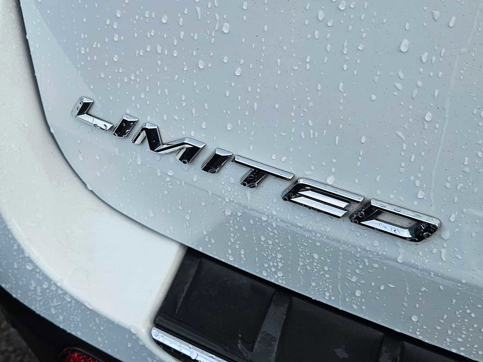 Used 2023 Ford Explorer Limited image 15