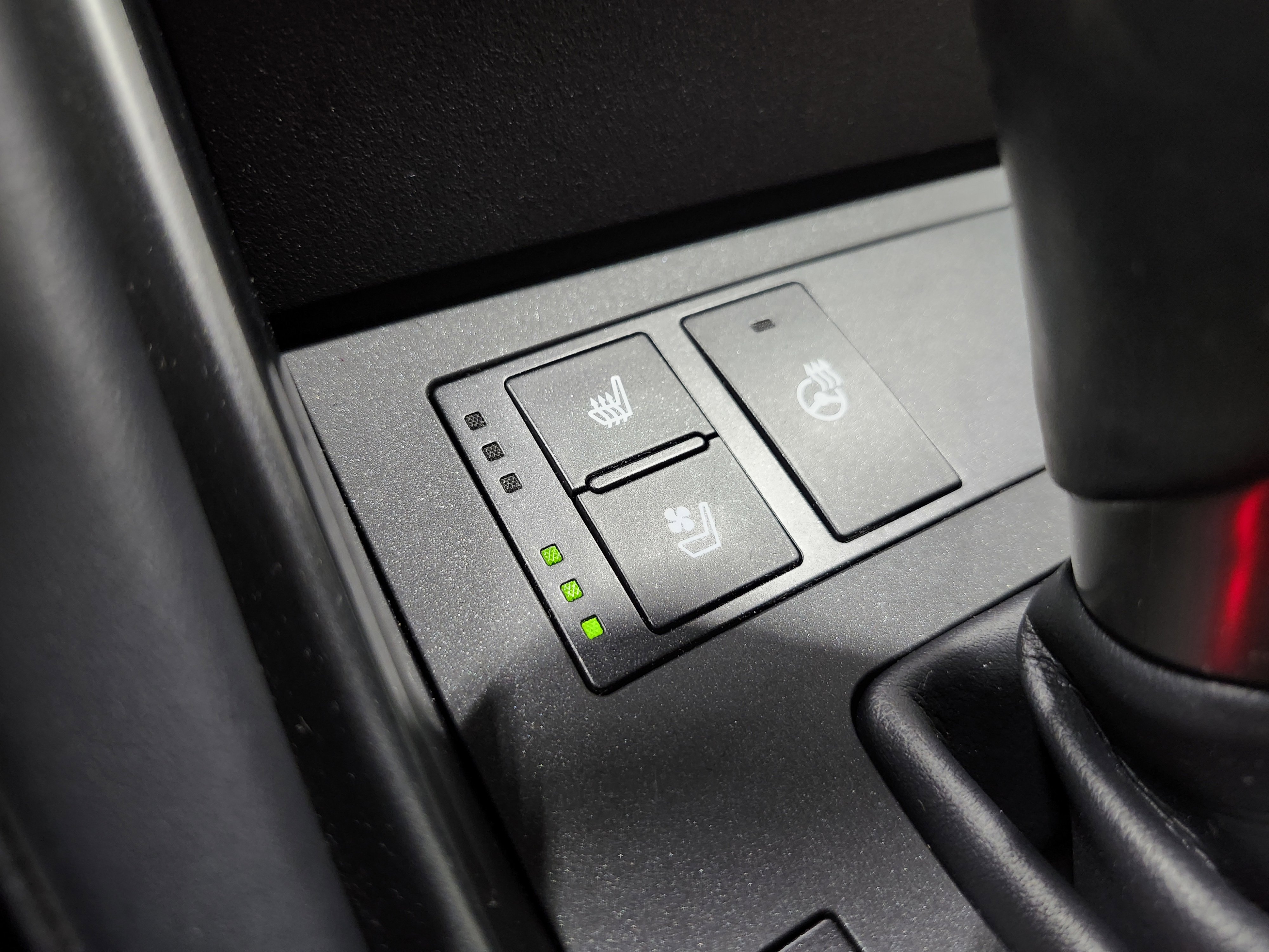 Used 2023 Lexus IS 300 w/ Premium Package image 9