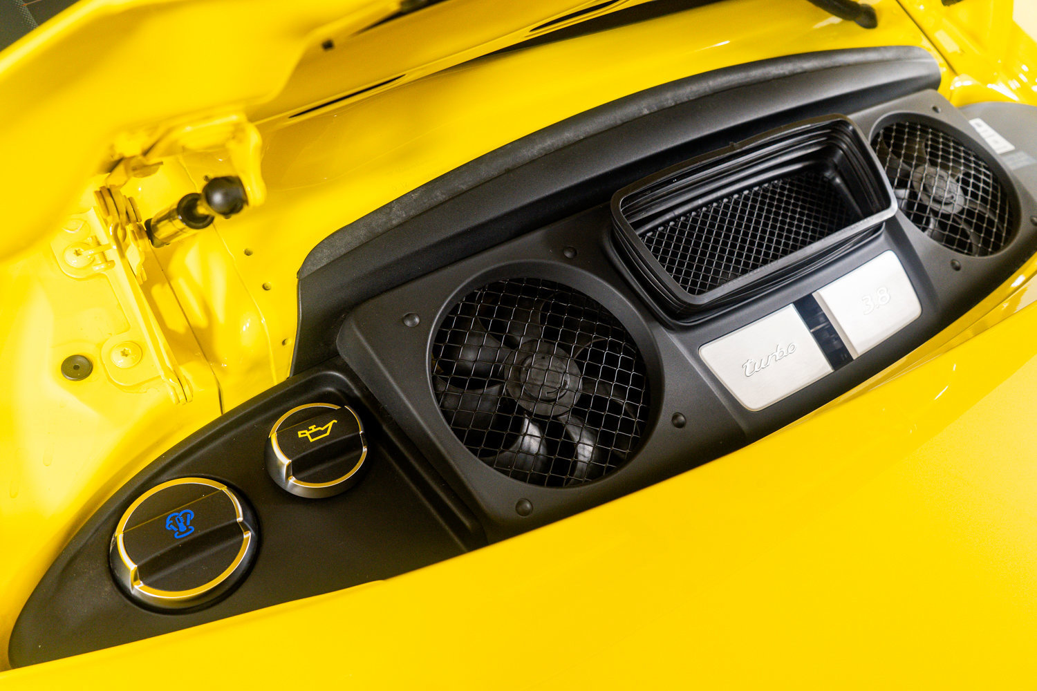 Used 2015 Porsche 911 Turbo w/ Sport Chrono Package image 47