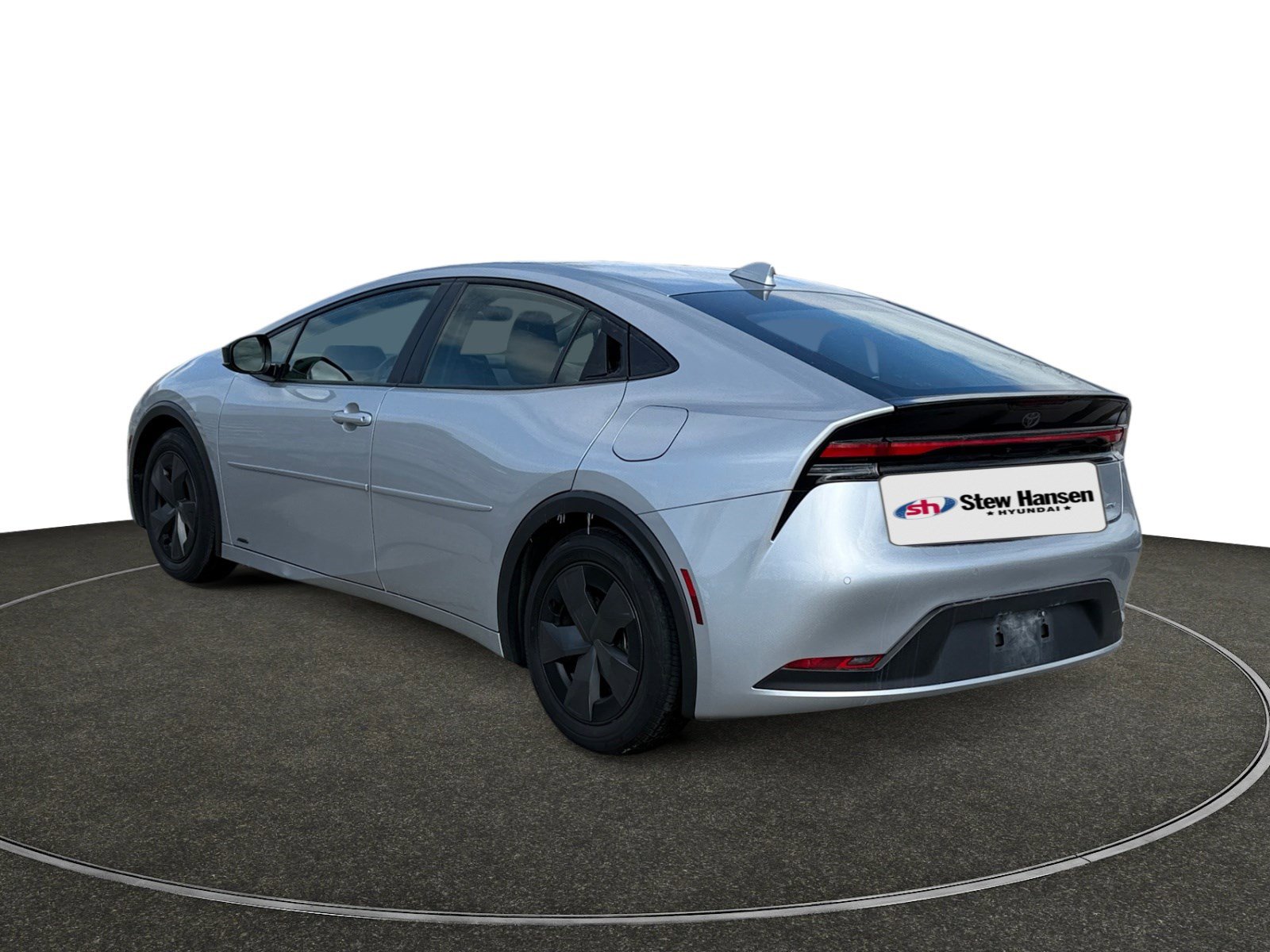 Used 2023 Toyota Prius LE image 3