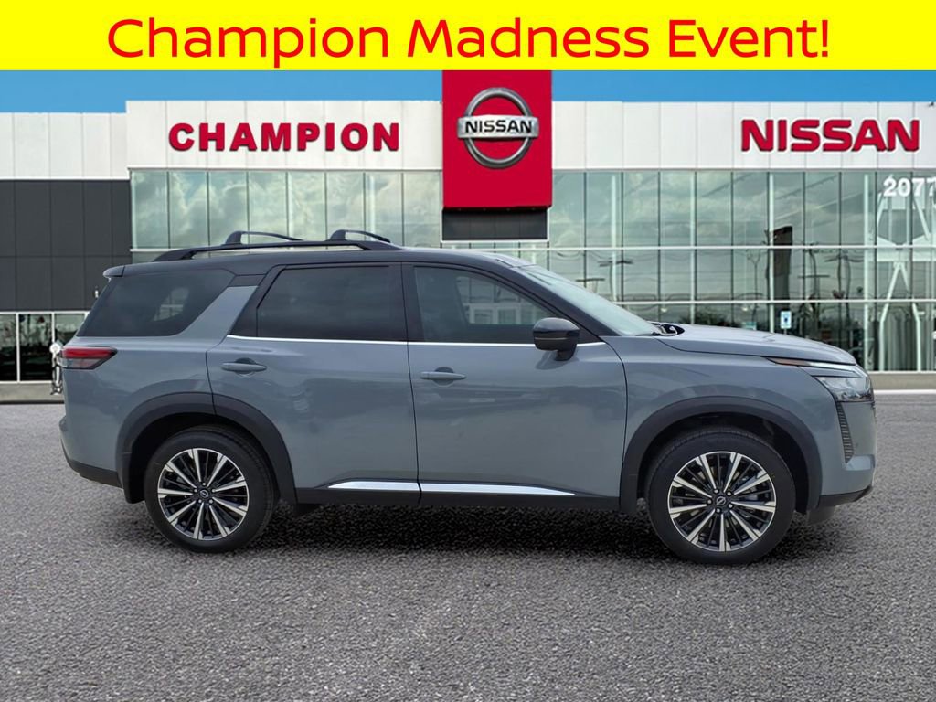 New 2026 Nissan Pathfinder Platinum w/ Cargo Package image 8