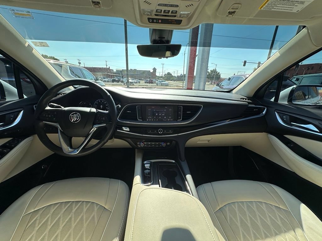 Used 2023 Buick Enclave Avenir w/ Avenir Technology Package FWD image 20