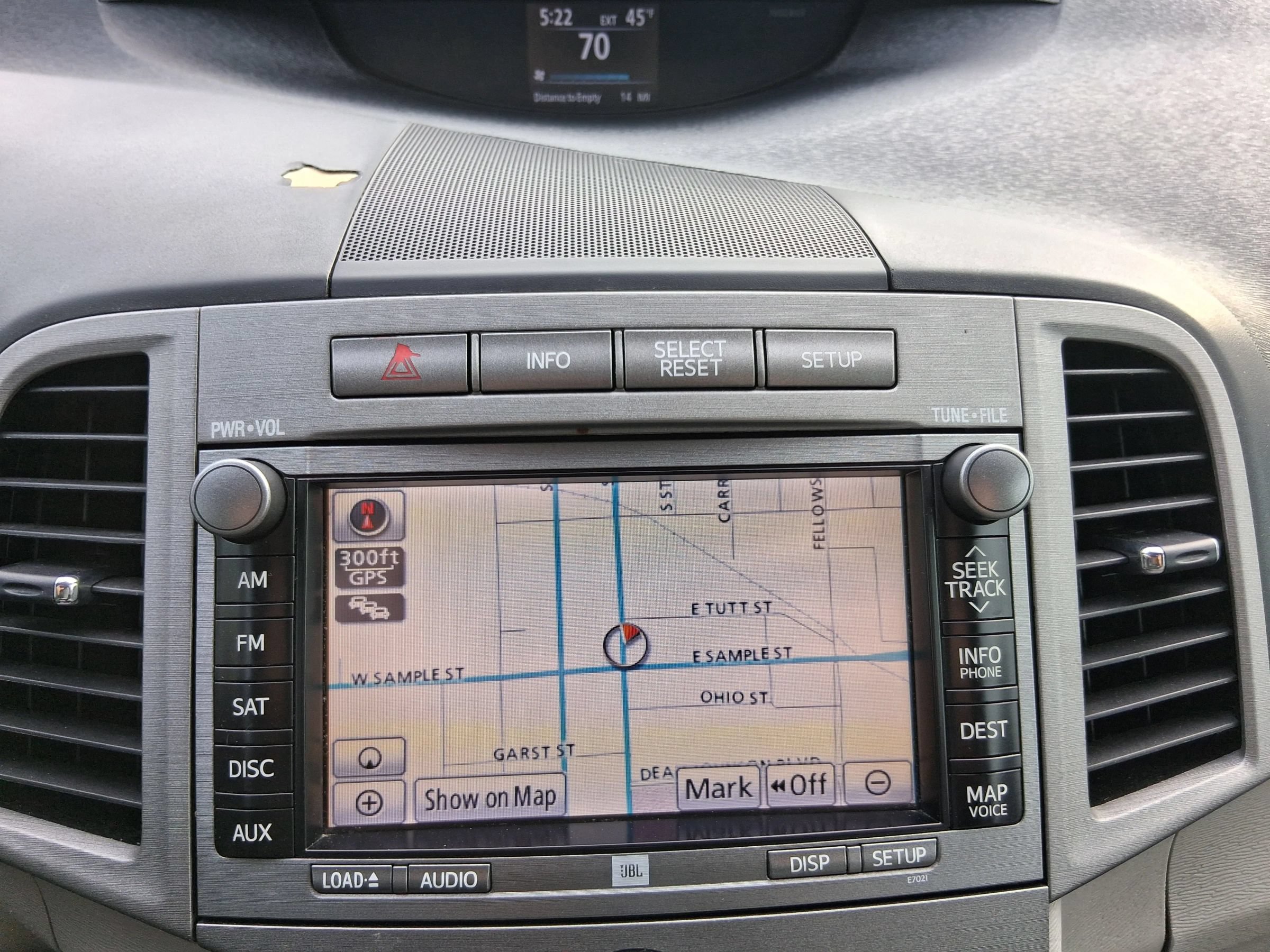 Used 2012 Toyota Venza XLE FWD image 19