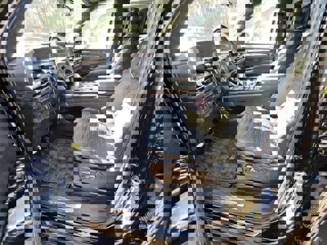 Certified 2025 Cadillac Escalade Premium Luxury Platinum image 3