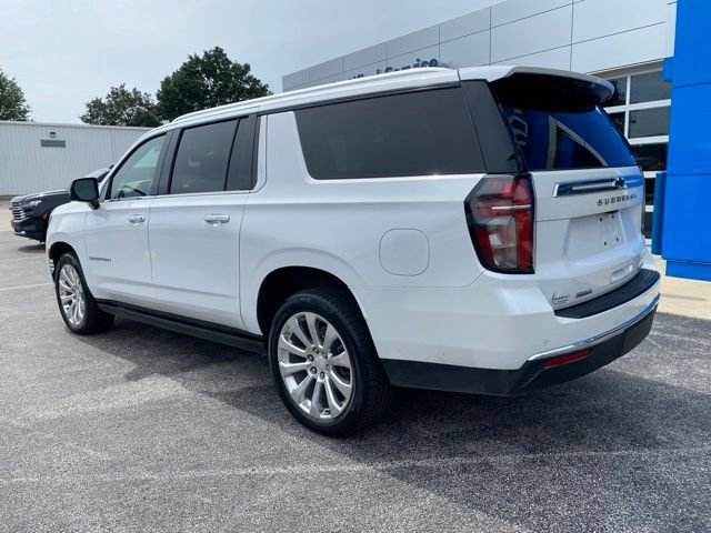 Used 2023 Chevrolet Suburban Premier AWD/4WD image 3