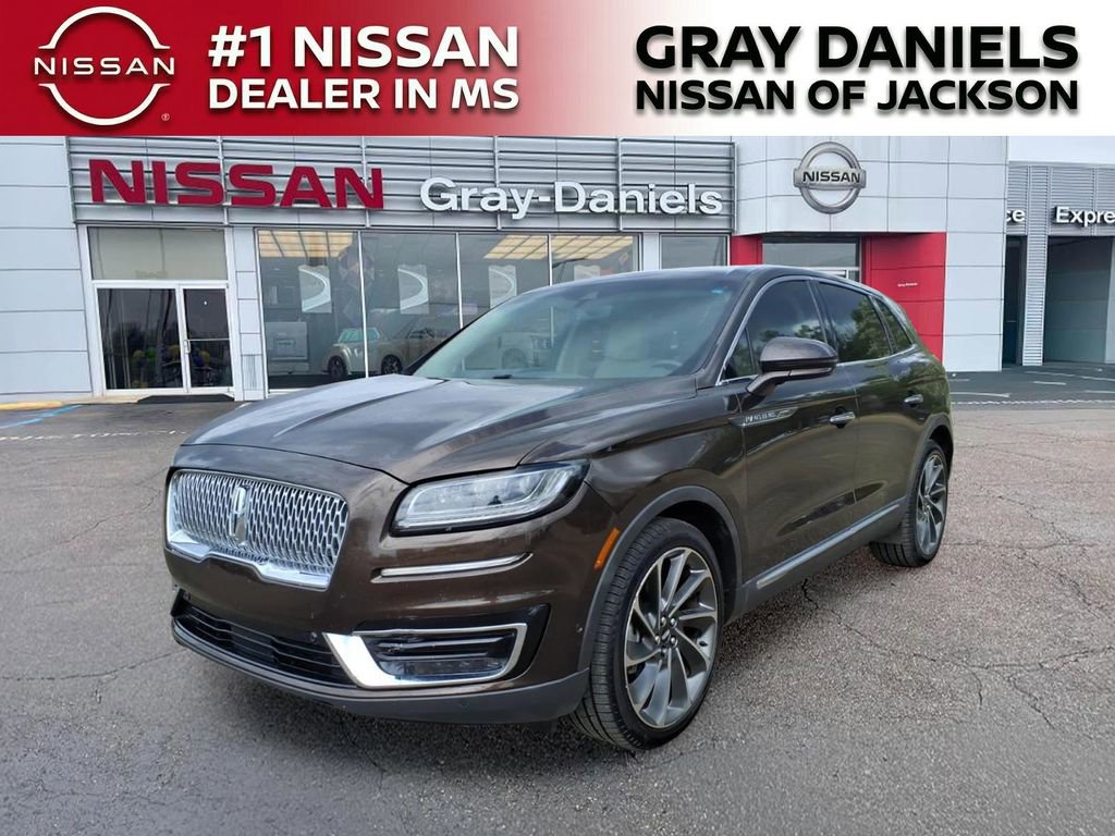 Used 2020 Lincoln Nautilus Reserve w/ Equipment Group 202A image 3