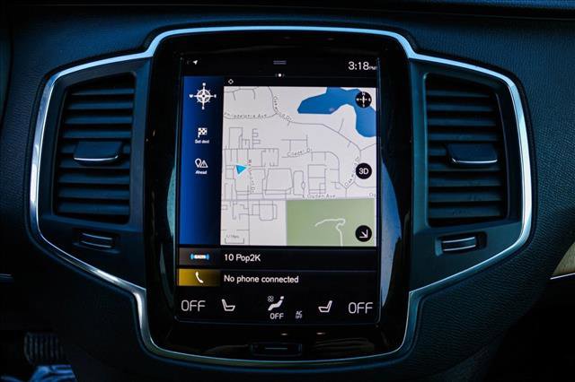 Used 2022 Volvo XC90 T8 Inscription Expression w/ Climate Package image 18