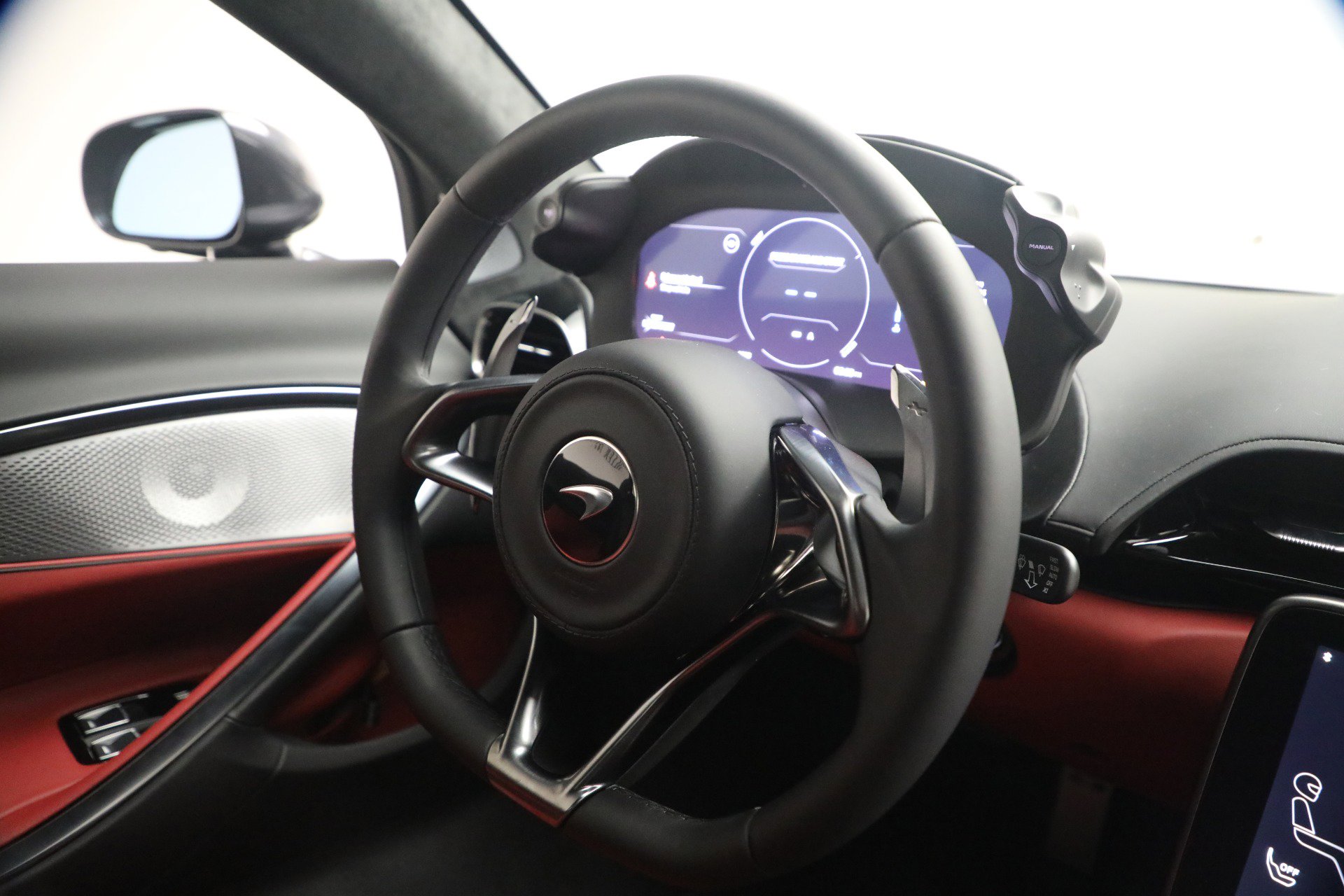 New 2026 McLaren Artura image 27