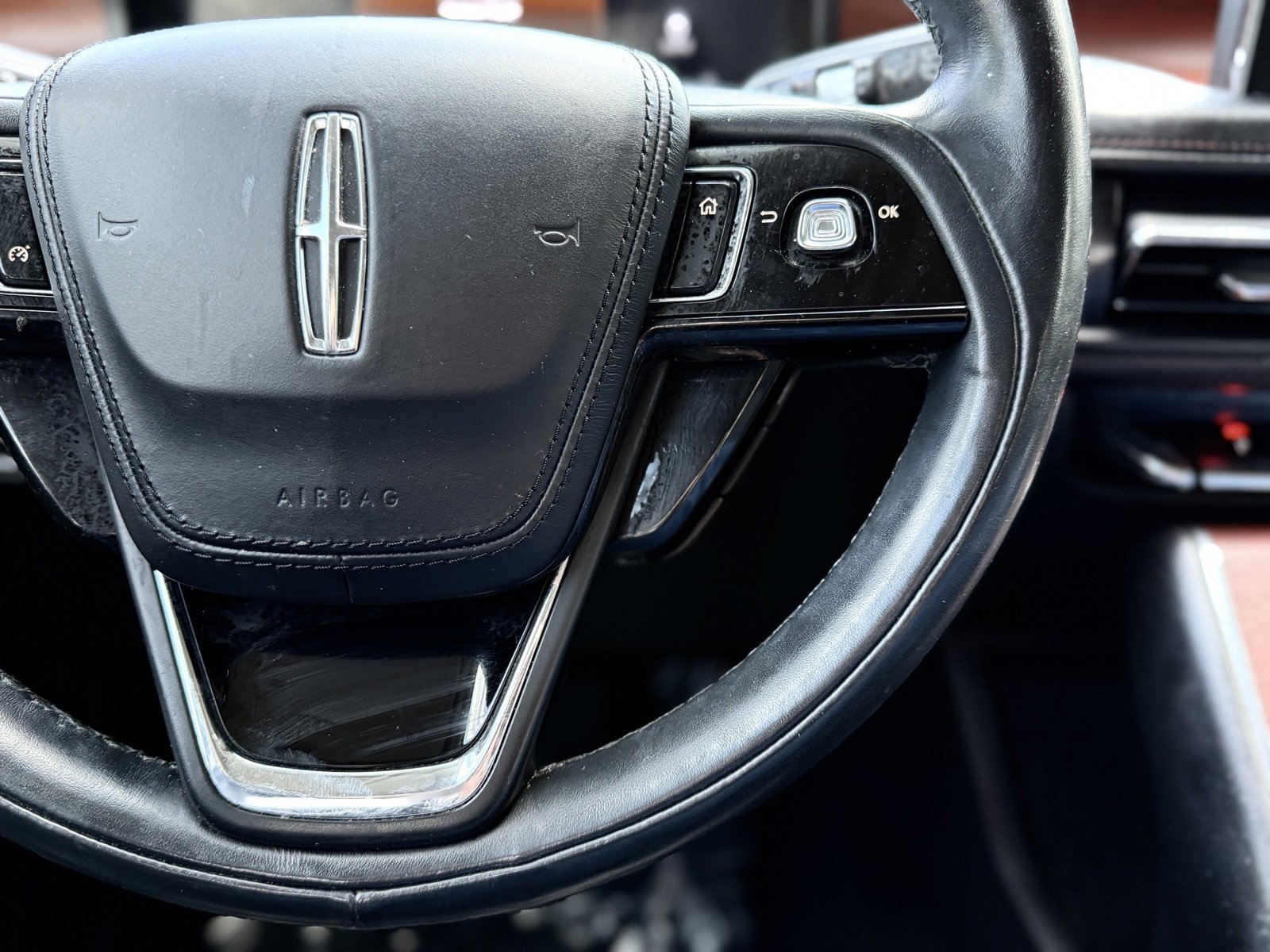 Used 2020 Lincoln Aviator Reserve w/ Elements Package Plus image 26