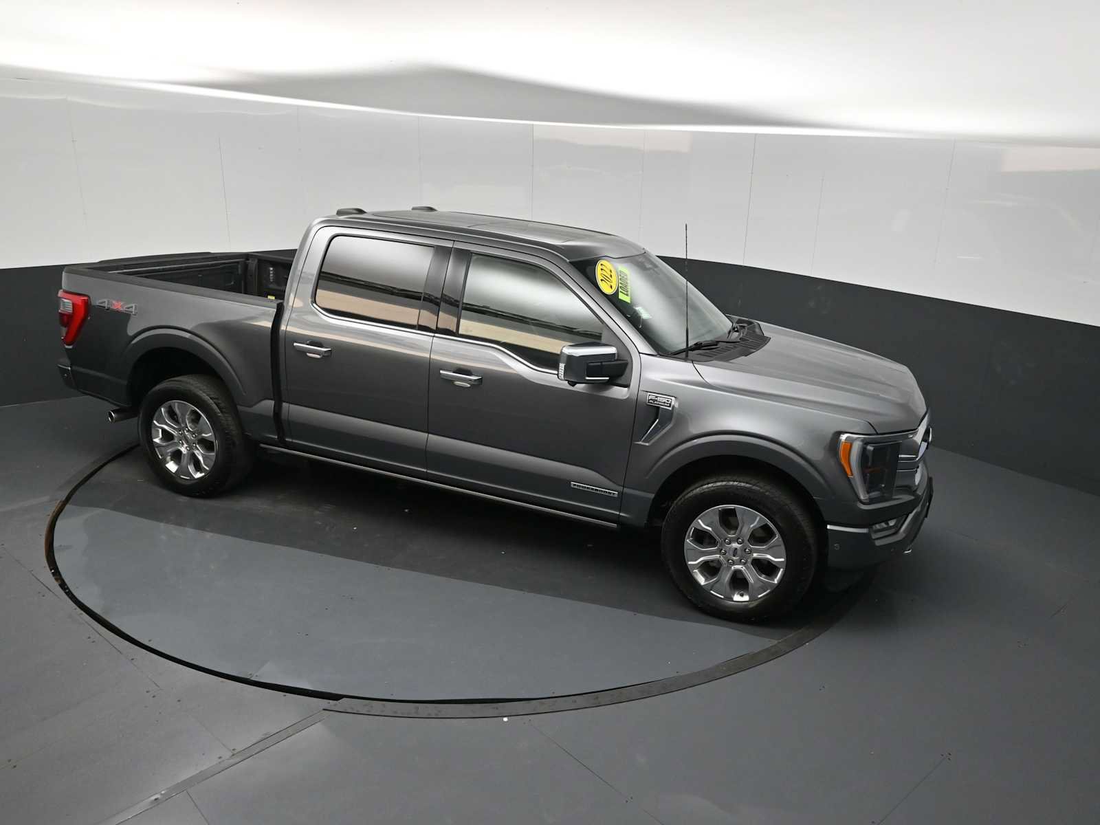 Used 2022 Ford F150 Platinum w/ Equipment Group 701A High AWD/4WD image 31
