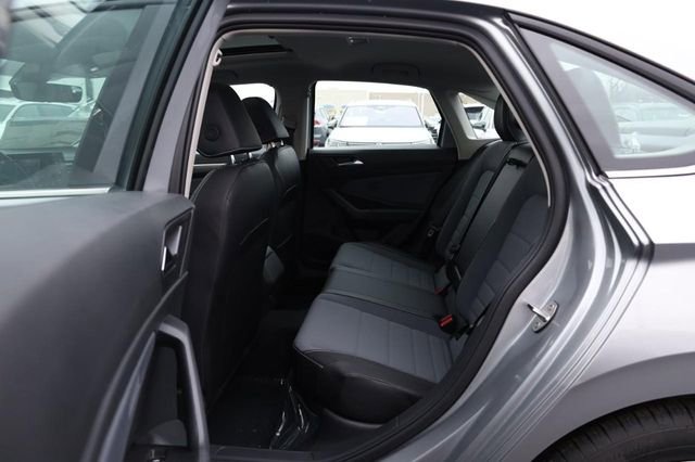 New 2026 Volkswagen Jetta SE image 21